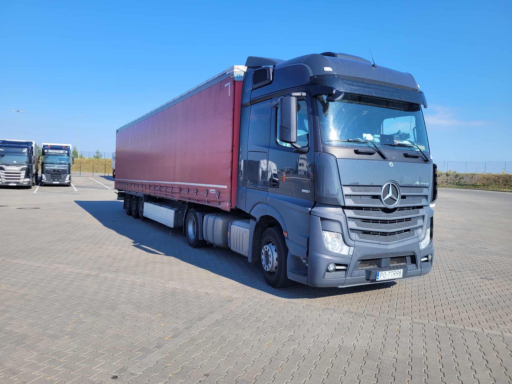 kosa-cargo-mercedes
